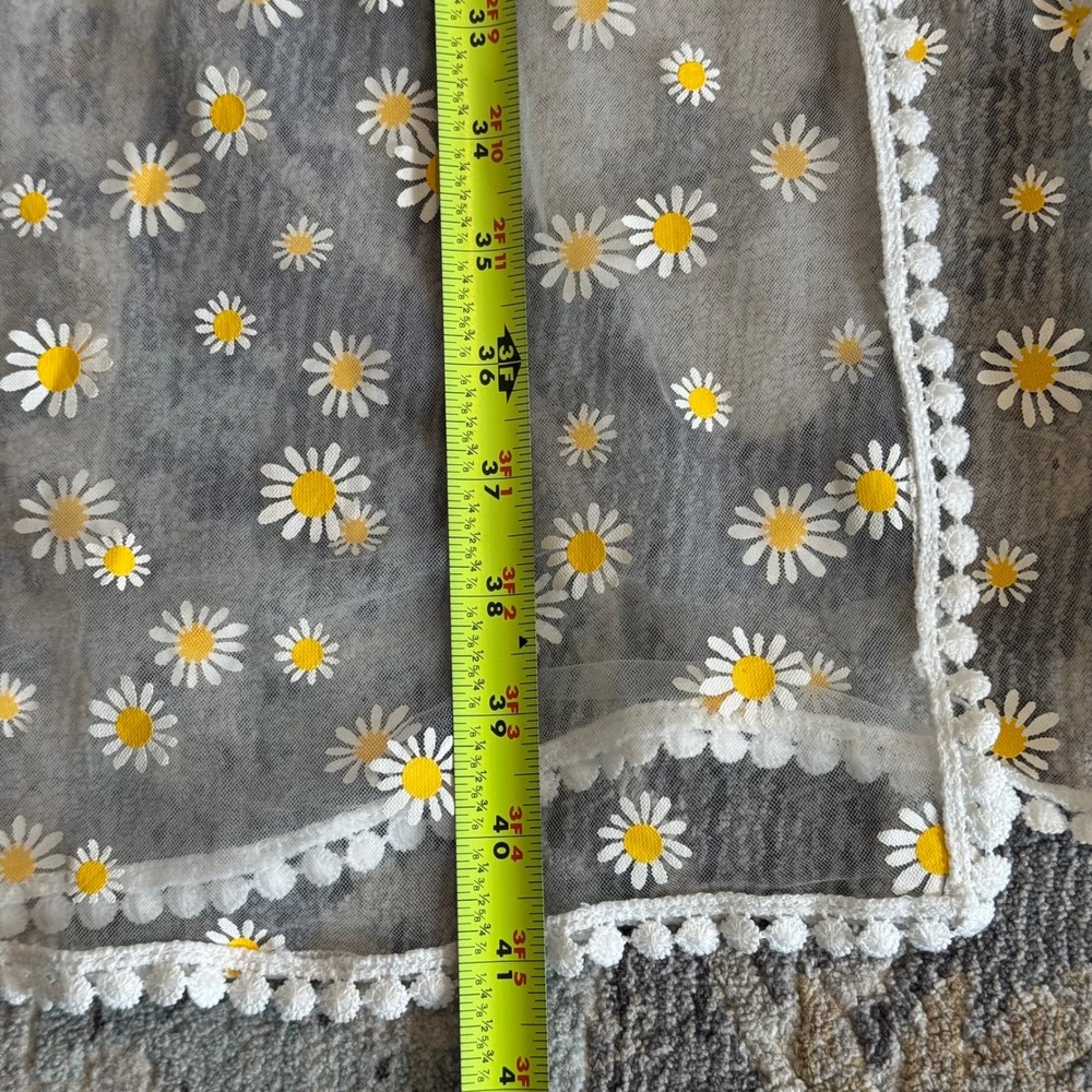 David and Young Daisy Floral Mesh Kimono Cardigan White Sheer Pom Pom FST07813D - Picture 8 of 8